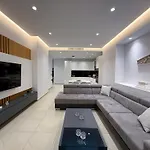 Azure Serenity 11 Apartamento *