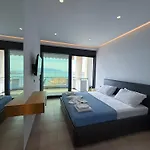 Azure Serenity 11 Апартаменты *